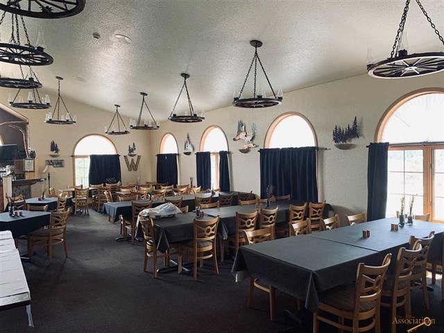 Wooley's Grill & Cellar: 1648 Highway 18 Byp, Hot Springs, SD 57747